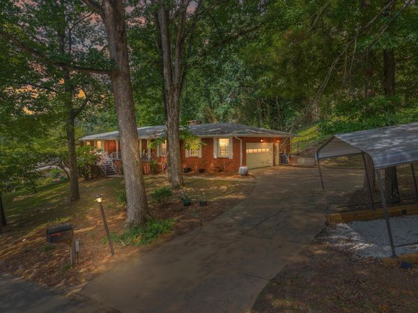 1059 Balmoral Drive, Signal Mountain 37377