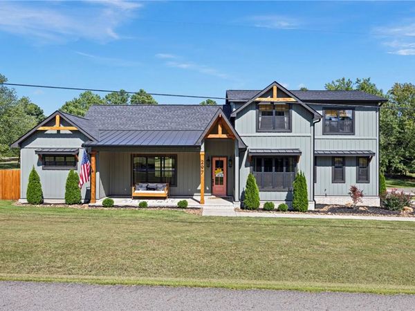 297 Cliff Road , Russellville, AR 72802