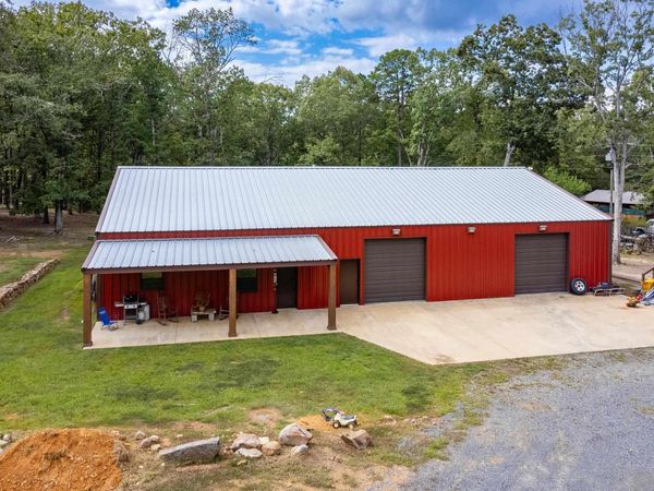 9 Smith , Bigelow, AR 72016