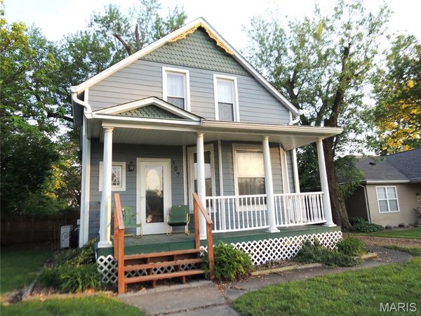 309 W State Street , Pocahontas, IL 62275
