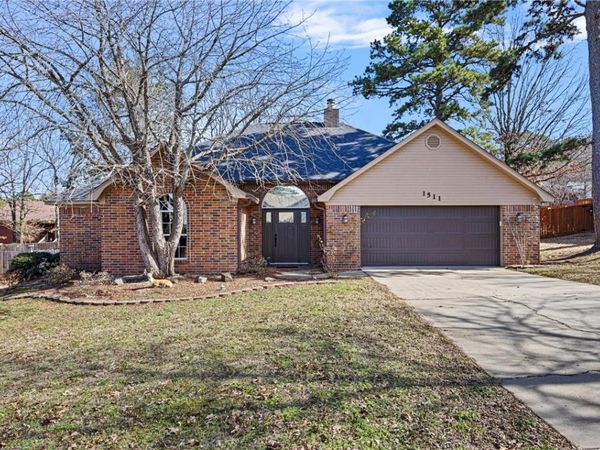 1511 Stewart Lane , Russellville, AR 72802