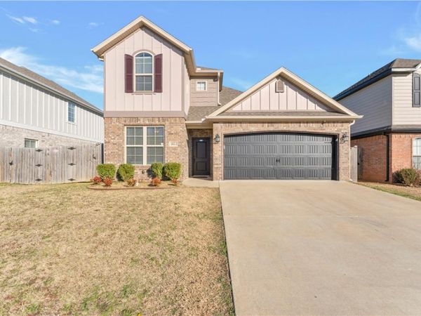 1611 Park Street , Lowell, AR 72745