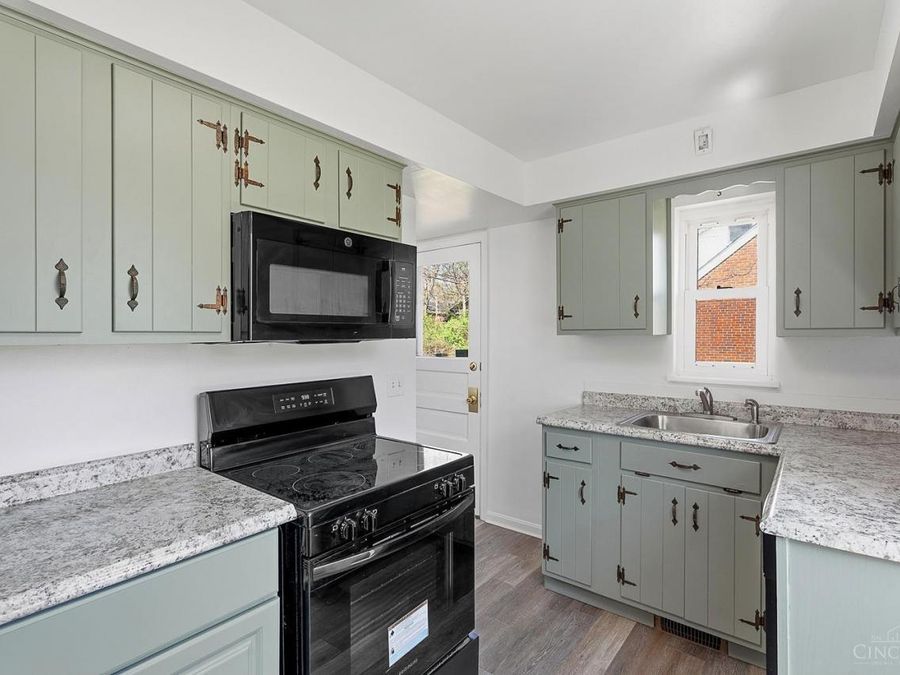 9265 Rambler Place, Mount Healthy, OH 45231 Photo 11