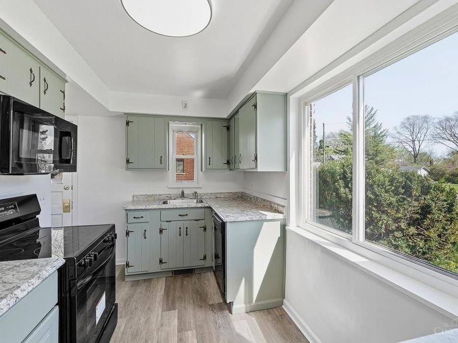 9265 Rambler Place, Mount Healthy, OH 45231 Photo 12