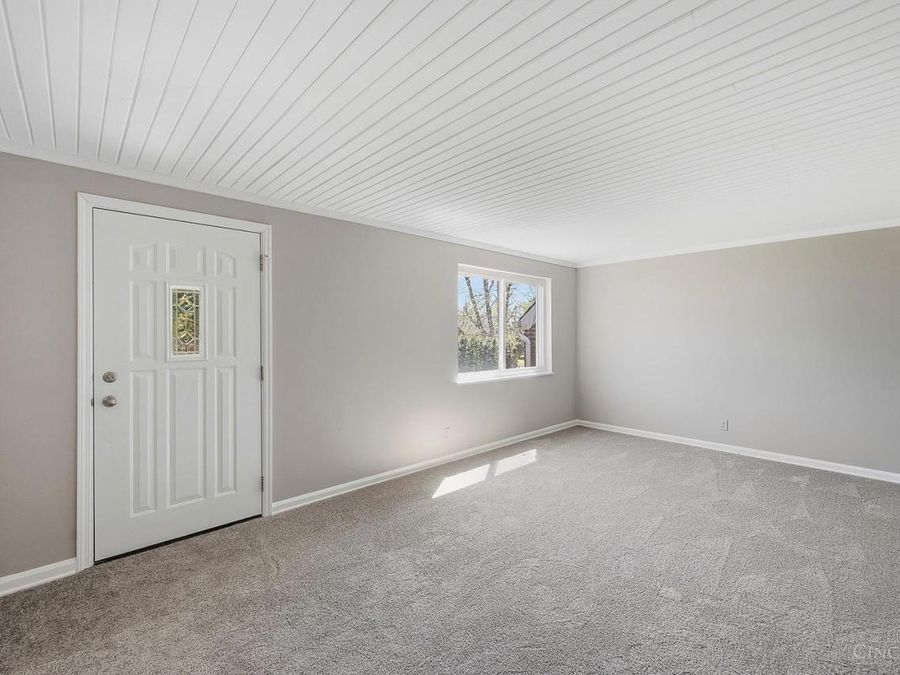 9265 Rambler Place, Mount Healthy, OH 45231 Photo 3