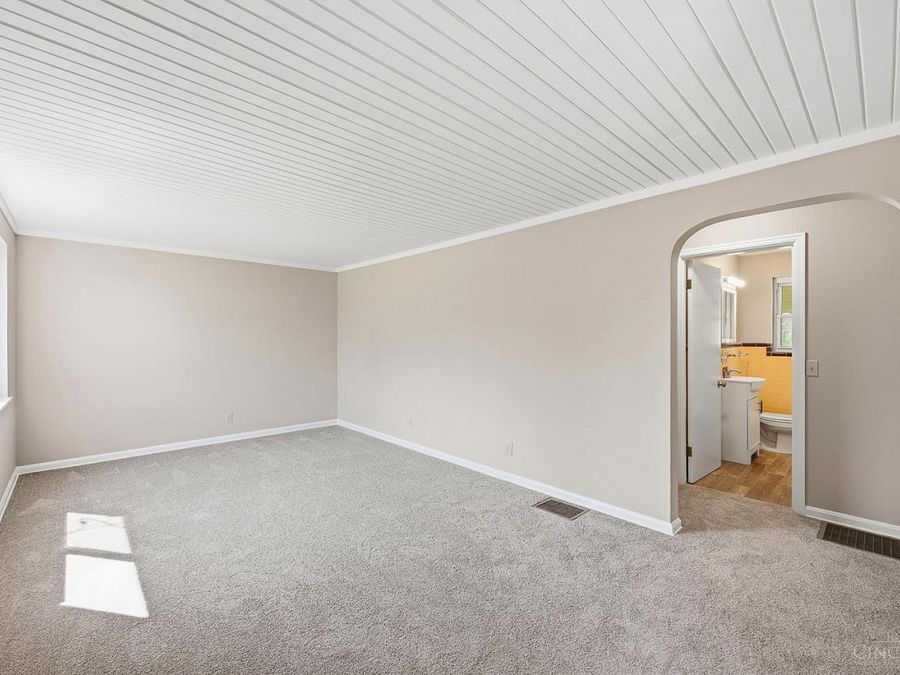 9265 Rambler Place, Mount Healthy, OH 45231 Photo 4