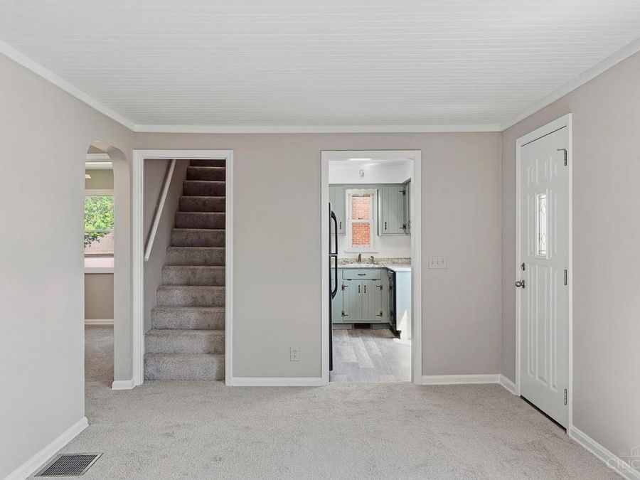 9265 Rambler Place, Mount Healthy, OH 45231 Photo 6