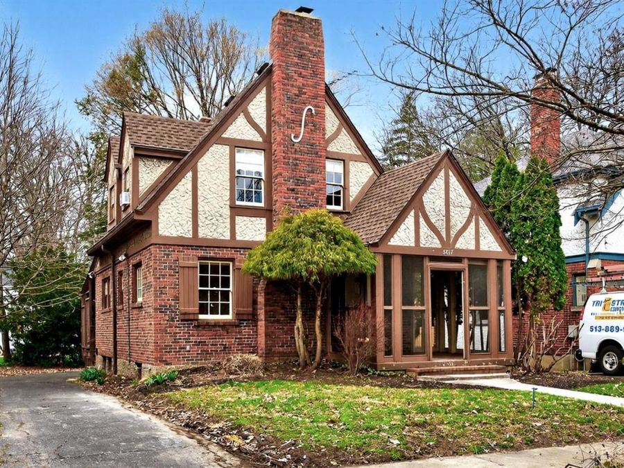 3817 Indianview Avenue, Mariemont, OH 45227 Photo 2