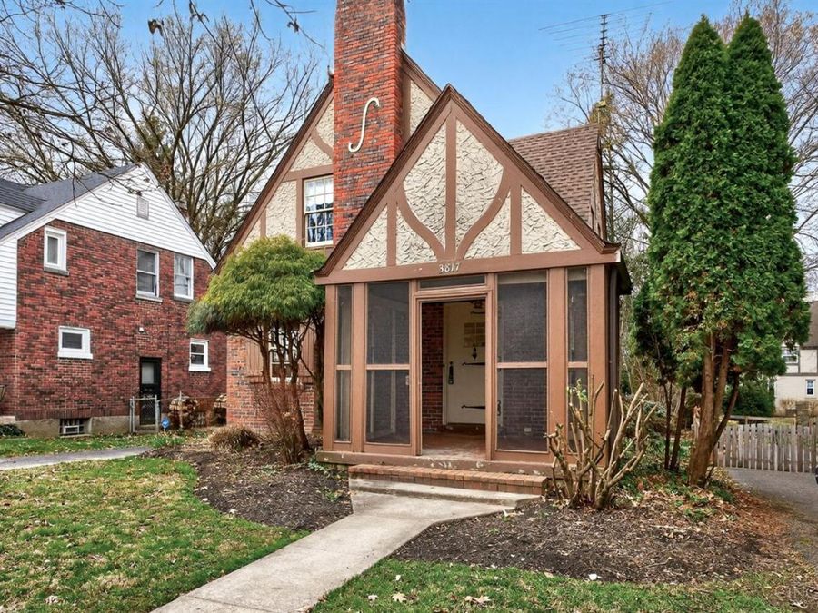 3817 Indianview Avenue, Mariemont, OH 45227 Photo 3