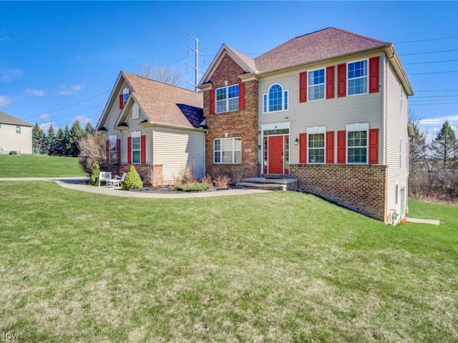7533 Maplewood Drive , Glenwillow, OH 44139 Photo 1