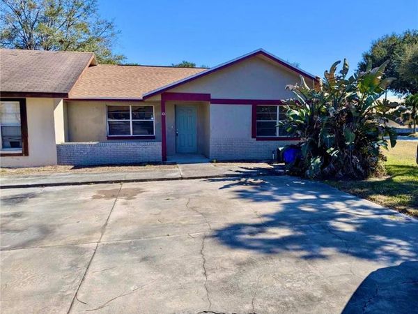 101 VOSS COURT , SEBRING, FL 33876