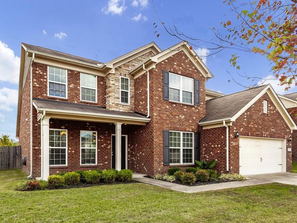 1019 Lacebark Ln , Hendersonville, TN 37075