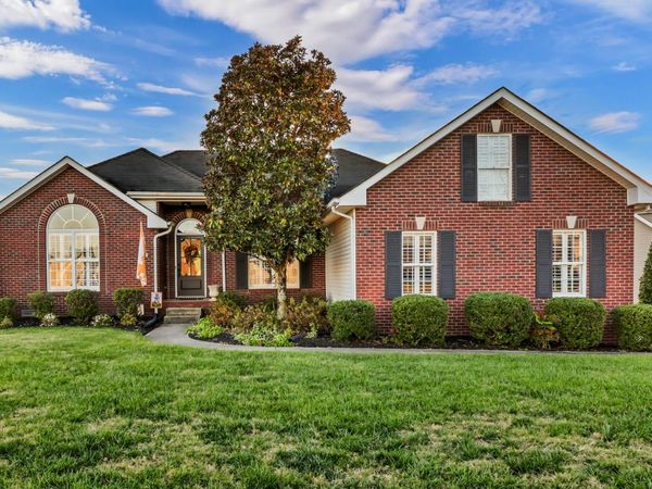 3348 Sunny Slope Dr , Clarksville, TN 37043