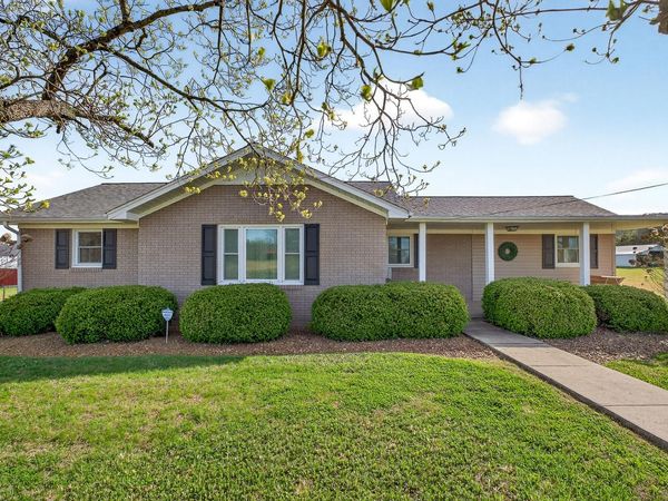 1003 Hodges Ferry Rd , Sparta, TN 38583