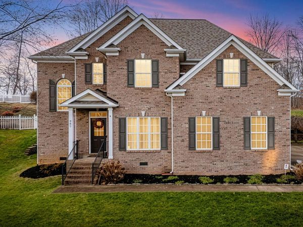 207 Michaels Ridge Boulevard, Johnson City, TN 37615