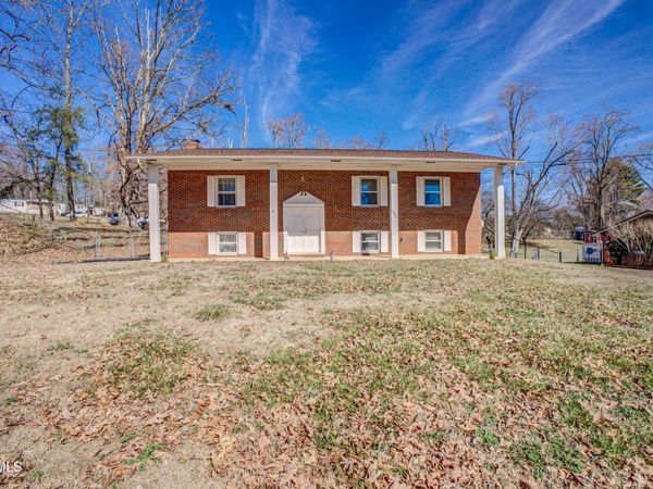 1806 Dellwood Circle, Greeneville, TN 37745