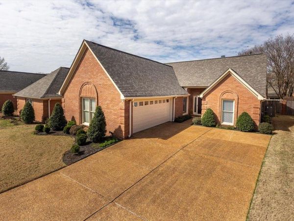 6650 PLAYER DR, Olive Branch, MS 38654