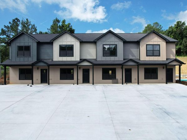 261 Cass Lane NW, Charleston, TN 37310