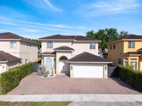1501 SW 154th Ct , Miami, FL 33194