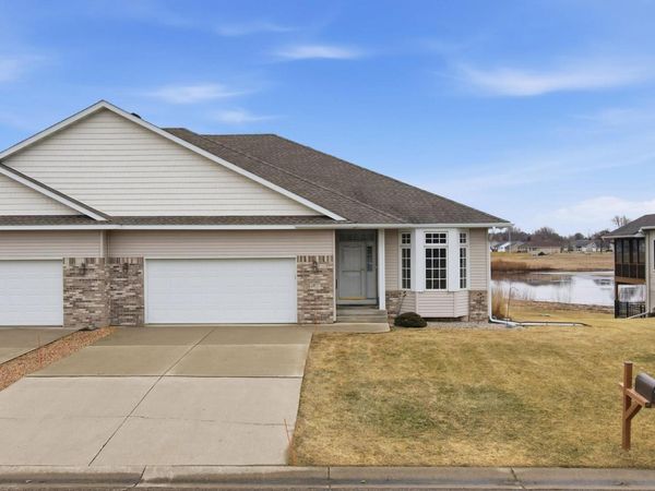 2877 Meadowview Lane NE, Owatonna, MN 55060