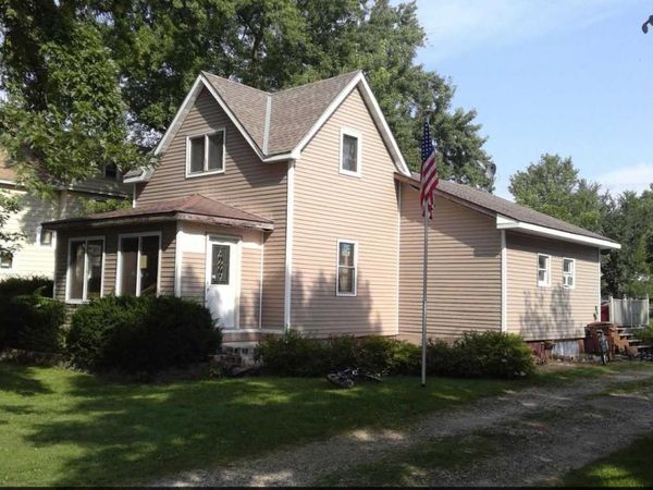164 Lake Street E, Emmons, MN 56029