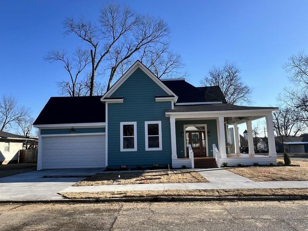 307 Center E , Searcy, AR 72143