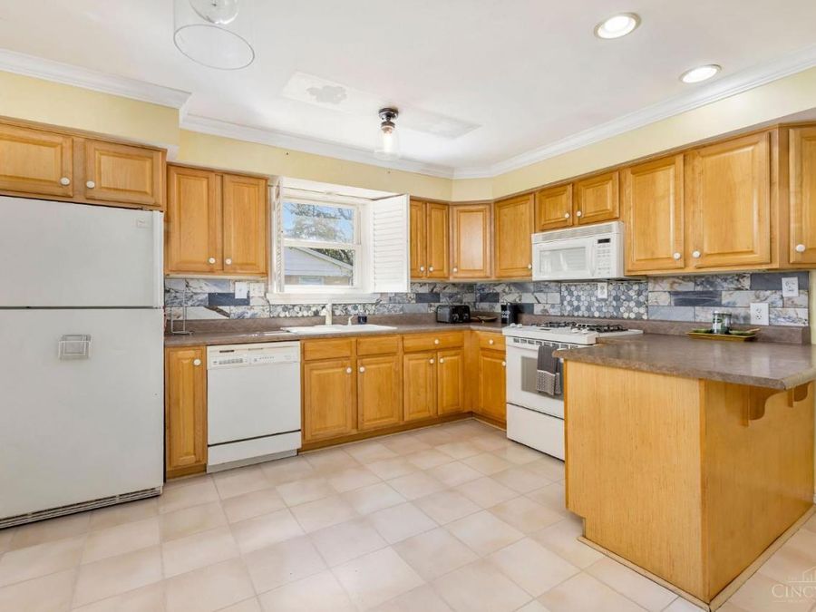 12175 Snider Road, Sycamore Township, OH 45249 Photo 3