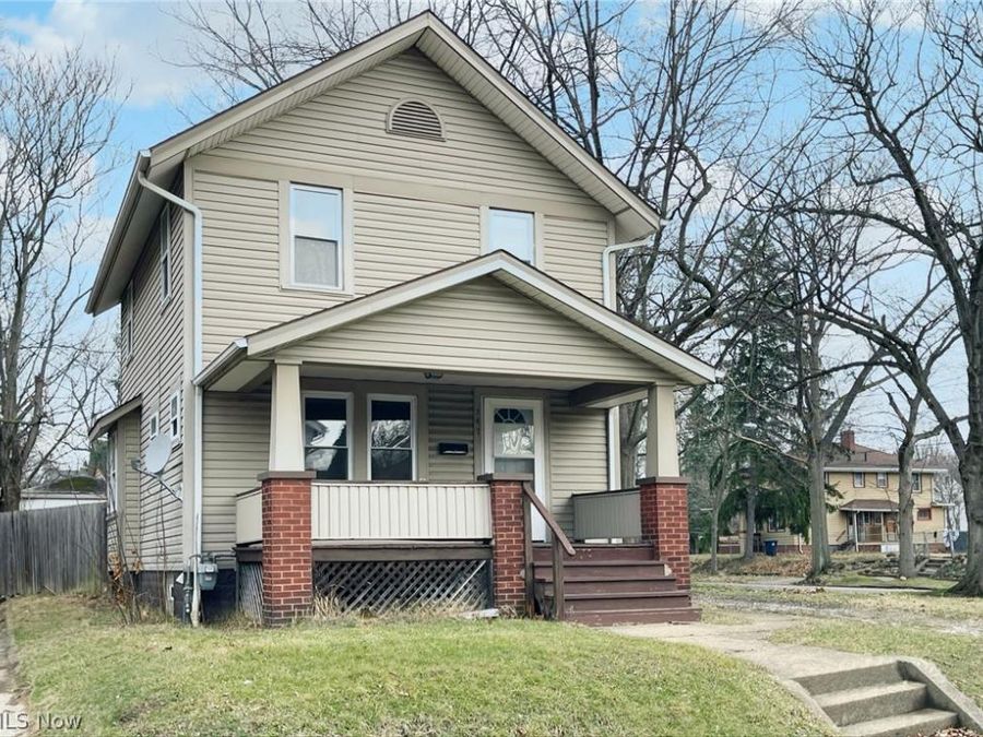 147 Brighton Drive , Akron, OH 44301 Photo 1