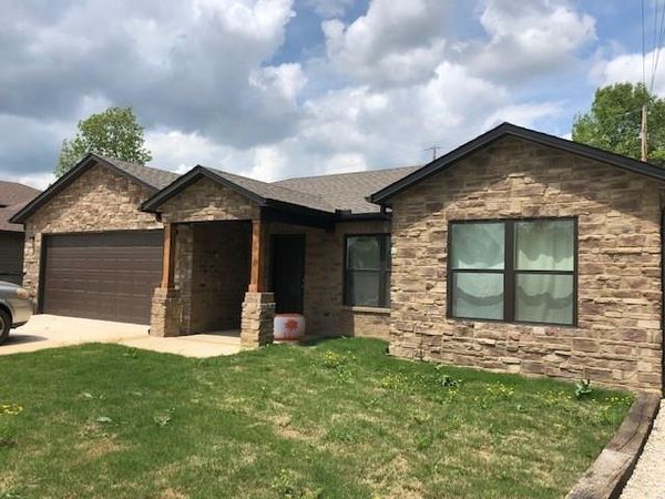 91 Gavin , Paragould, AR 72450