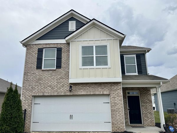 5012 Hunters Village Drive , Lebanon, TN 37087