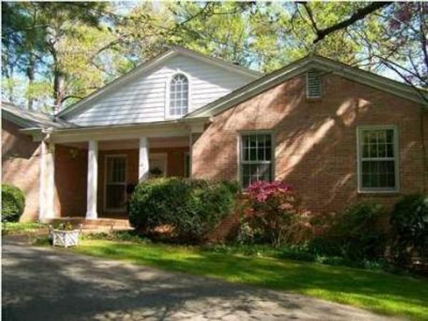 301 Warthen Street , La Fayette, GA 30728