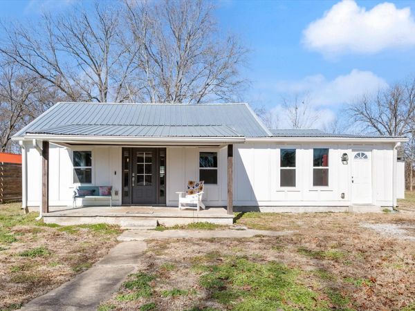 311 Alabama St , Huntland, TN 37345