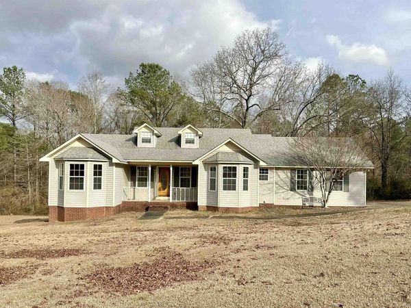 405 County Hwy 51, Hamilton, AL 35570