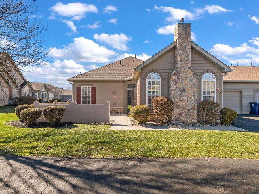92 Jonathan Drive , Heath, OH 43056 Photo 1