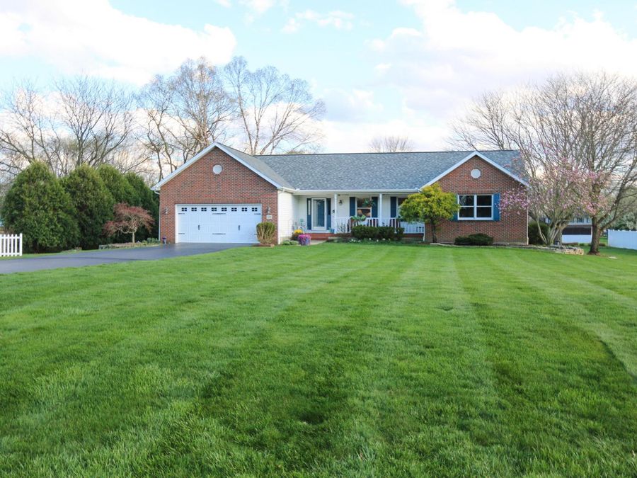 20 Jeremy Court , Pataskala, OH 43062 Photo 1