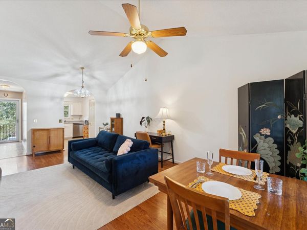 211 Edgewater Road, Unit APT 49, Savannah, GA 31406