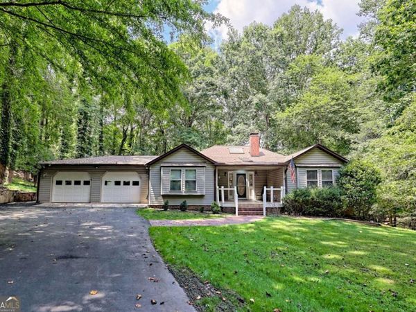 993 Lakeside Drive, Blairsville, GA 30512