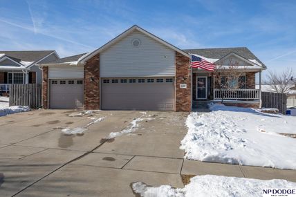 5341 Rockford Drive , Lincoln, NE 68521