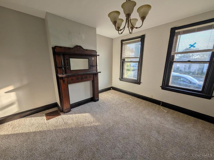 1833 Pleasant Avenue, Hamilton, OH 45015 Photo 2