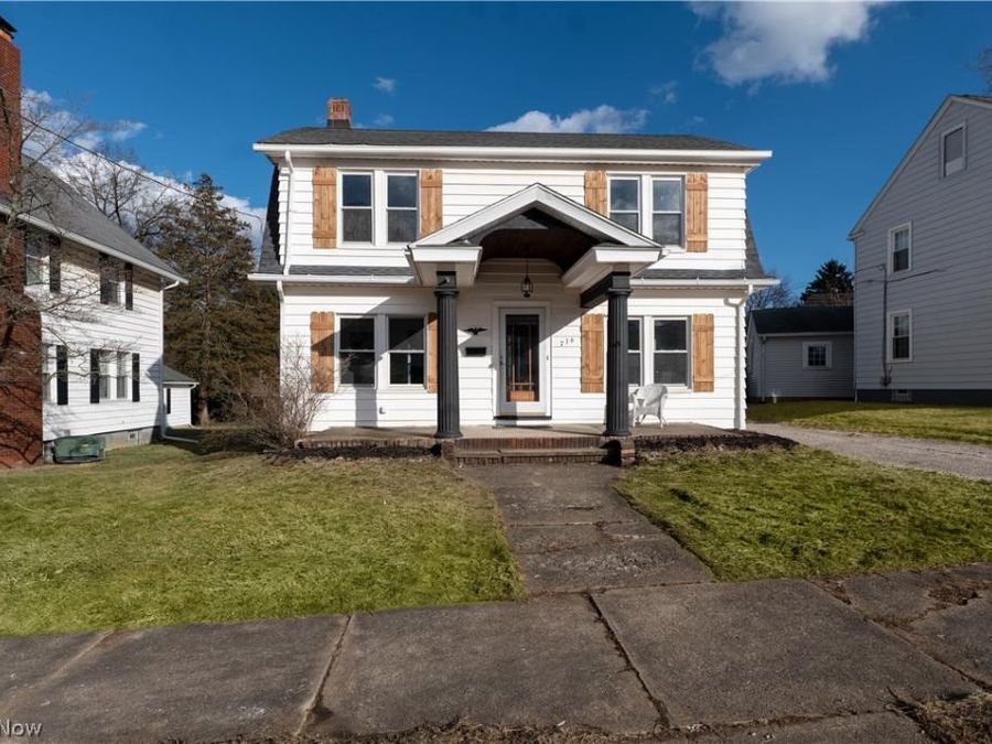 736 17th Street NE, Massillon, OH 44646 Photo 1