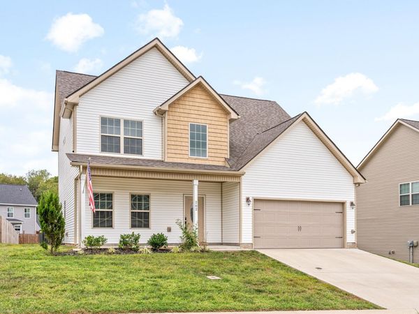 202 Geneva Ln , Clarksville, TN 37040