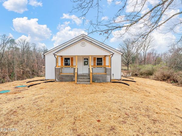 3535 Triple Oak St , Rockford, TN 37853