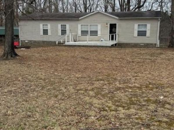 337 Sparrow Rd , Lafayette, TN 37083