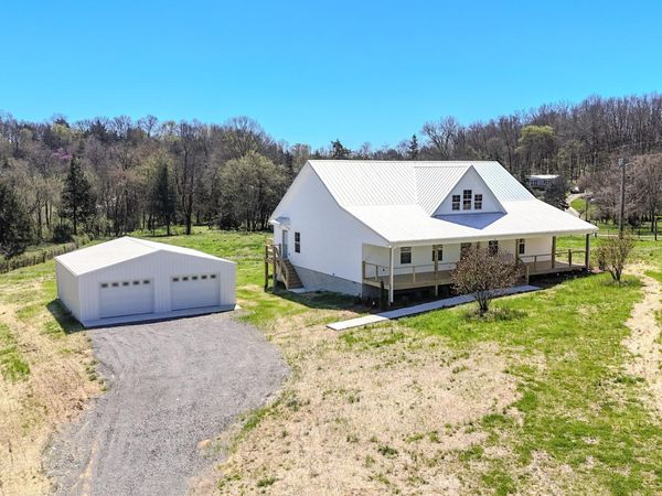 117 Switchboard Rd , Brush Creek, TN 38547