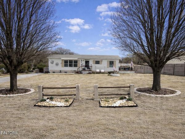 818 Fair Street St, Sweetwater, TN 37874