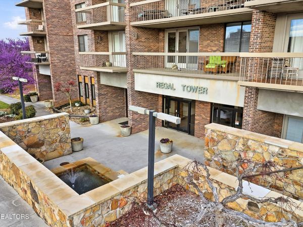 110 Regal Tower , Maryville, TN 37804
