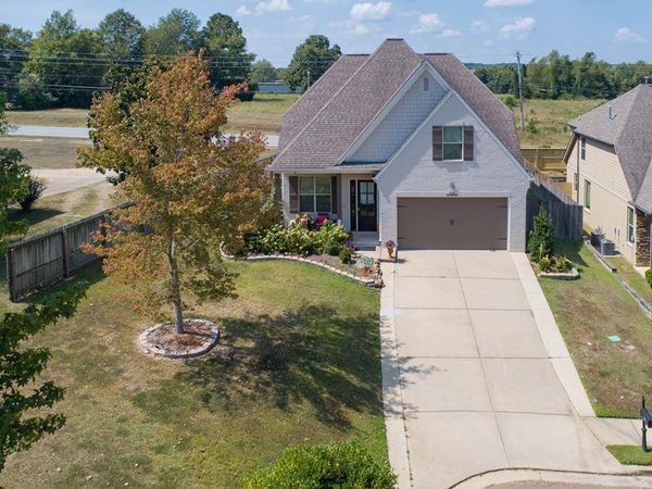 218 Avalon Lane, Oxford, MS 38655