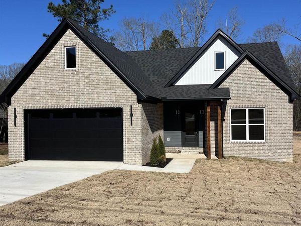 702 Gum W , Sheridan, AR 72150