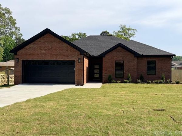 White Hall, AR 71602