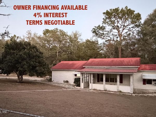 110 KITTY Lane, Interlachen, FL 32148